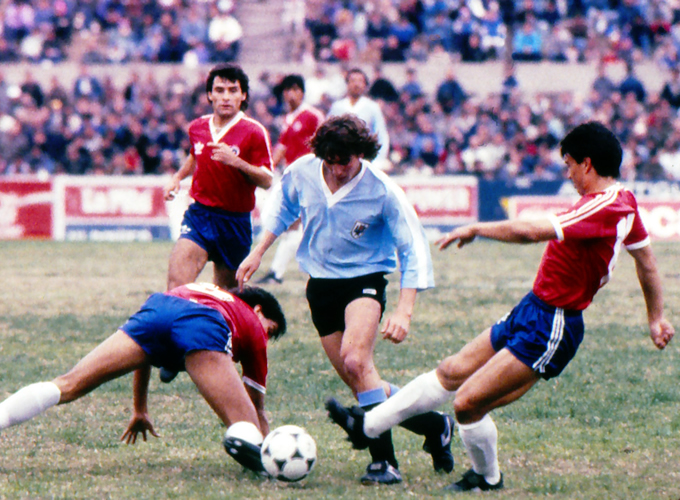 ¿Cuántas veces Chile ha ganado a Uruguay