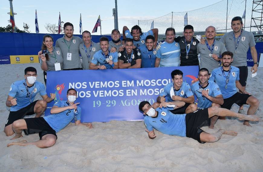 Uruguay a la Copa Mundial de Fútbol Playa 2021 tras vencer a Paraguay - AUF