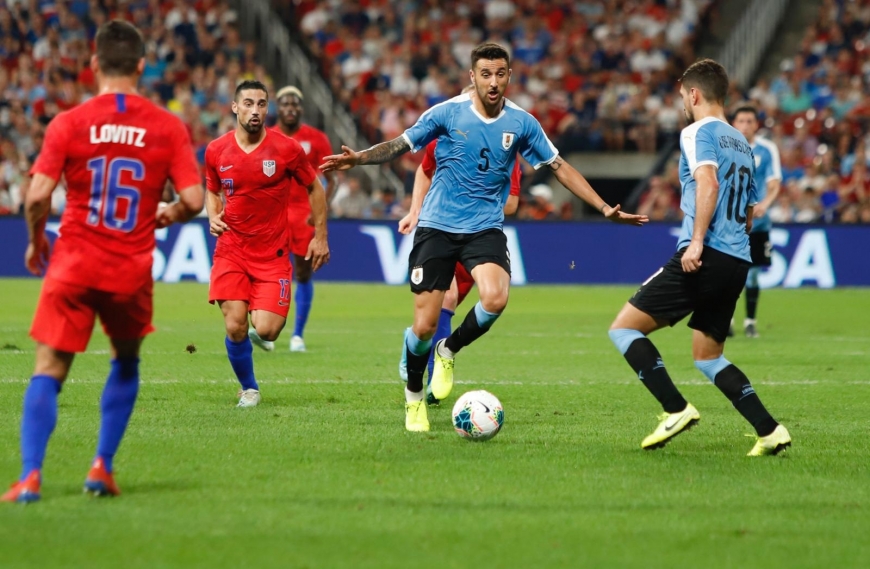 Quien transmite Estados Unidos vs Uruguay