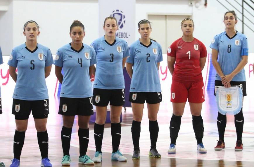 Argentina debutó con victoria por 5 a 4 ante Uruguay en la Copa América de Fútbol  Playa