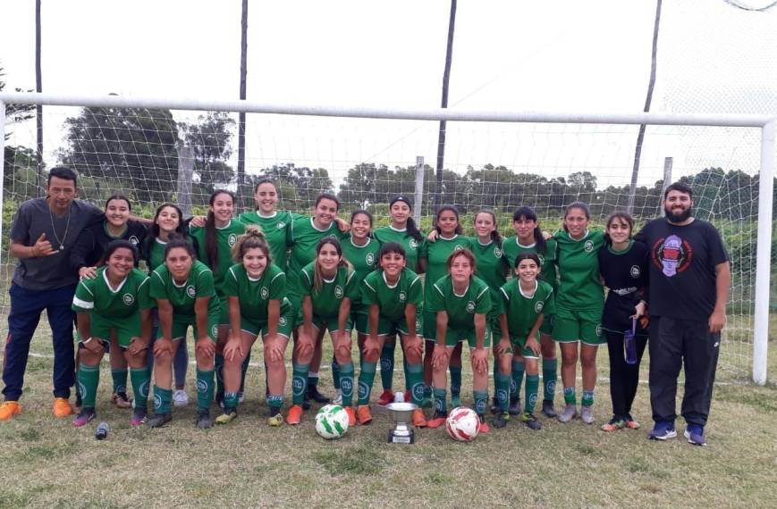 Este domingo, a las 11.00 h, - Futbol Femenino en Uruguay