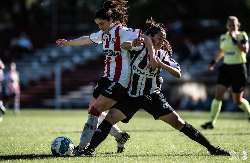 Peñarol se afirma en la cima del Torneo Clausura 2023 del fútbol femenino -  EL PAÍS Uruguay