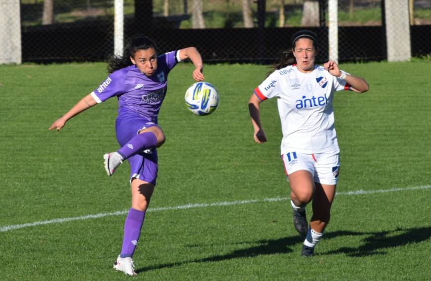 Fútbol Femenino  Peñarol 7-0 River Plate