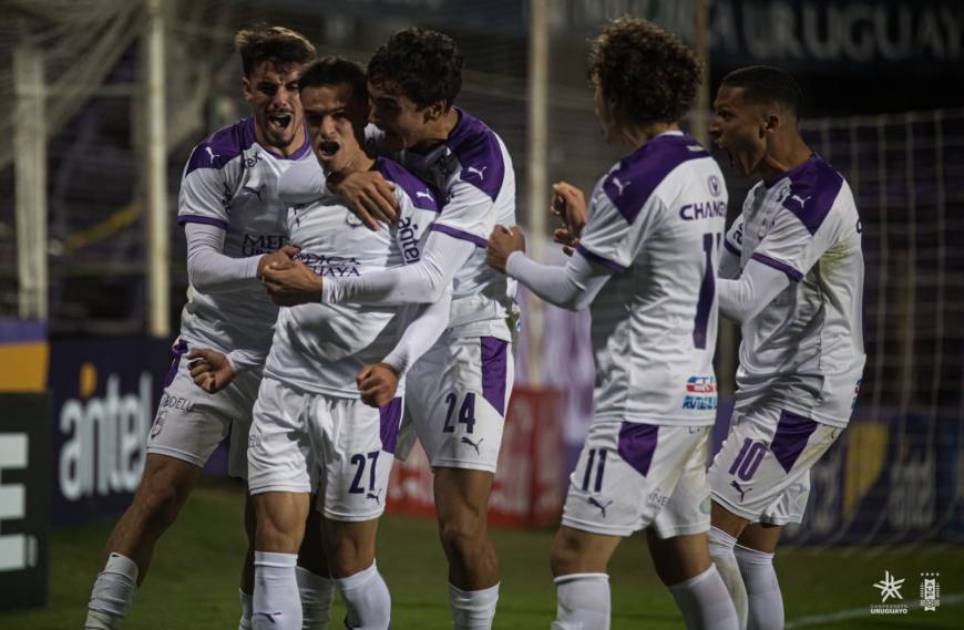 AUF - Selección Uruguaya de Fútbol - #Apertura2019, Hoy, con tres partidos  a las 15 y uno a las 16 h, se complementará la 15a fecha.