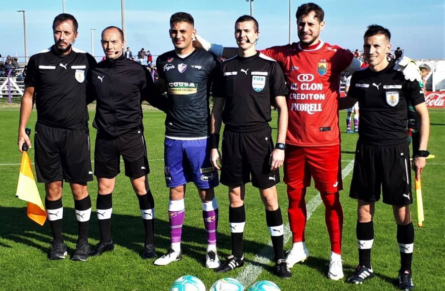 Racing Club de Montevideo - #TerceraDivision  Con cuatro goles de Agustín  Rodríguez y uno de Agustín Hernández los cerveceros le ganaron a Plaza  Colonia y cerraron su participación en el Torneo