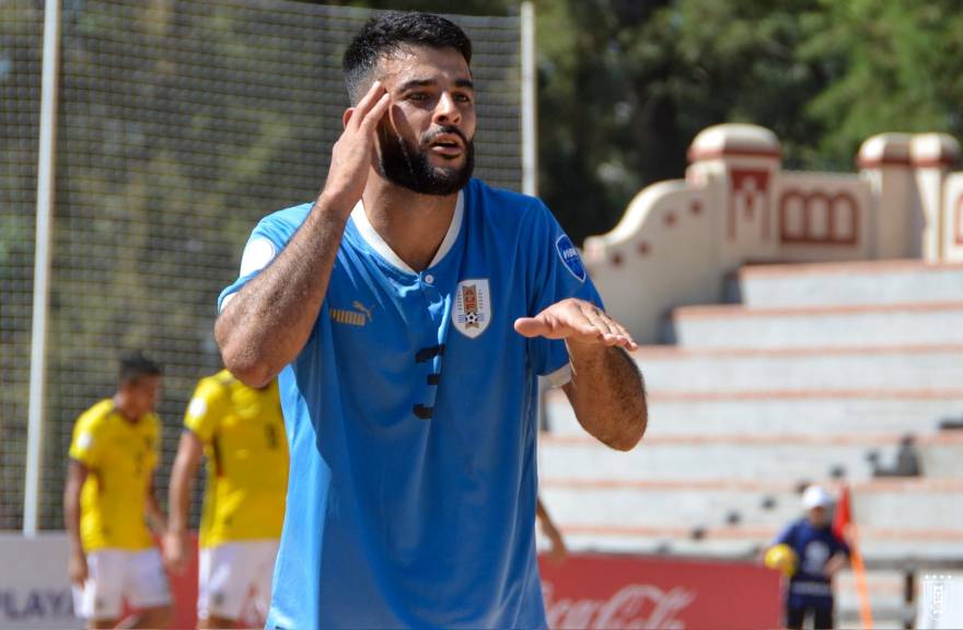 Fútbol Playa AUF on X: 🇺🇾 ¡𝗛𝗢𝗬 𝗝𝗨𝗘𝗚𝗔 𝗨𝗥𝗨𝗚𝗨𝗔𝗬! Hay  partido. Hay debut en la @CopaAmerica 2⃣0⃣2⃣3⃣. 🆚 Argentina 🏖️ La Rural  de Rosario 🕔 17 h #ElEquipoQueNosUne  / X