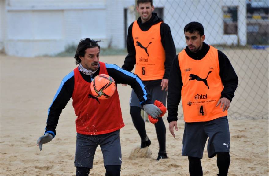 Luis Quinta integra Selección uruguaya de Fútbol Playa que viajó a