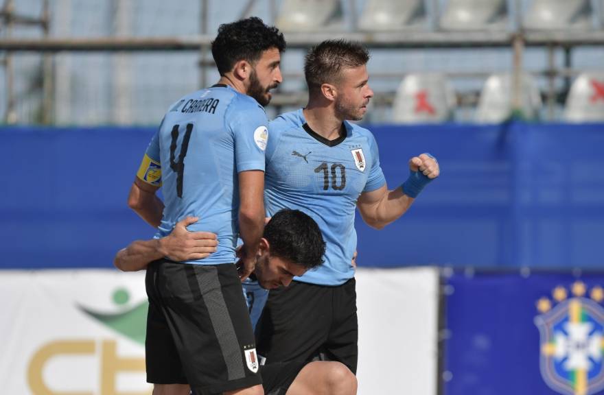 Uruguay a la Copa Mundial de Fútbol Playa 2021 tras vencer a Paraguay - AUF