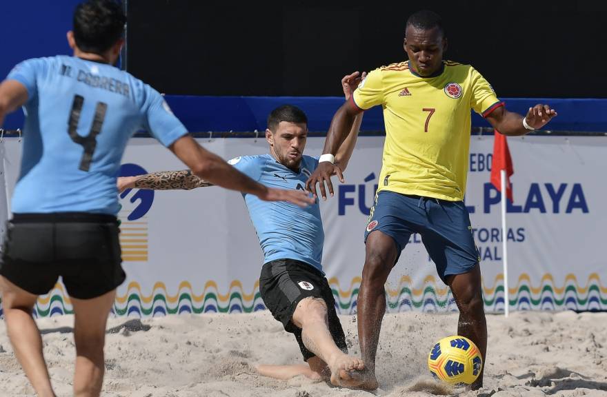 Uruguay a la Copa Mundial de Fútbol Playa 2021 tras vencer a Paraguay - AUF