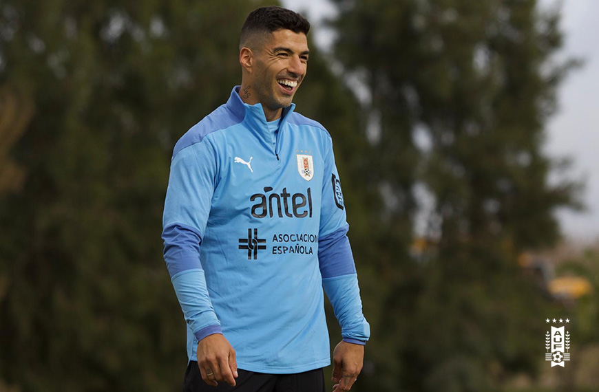 Luis Suárez incorporó entrenamientos de Uruguay AUF
