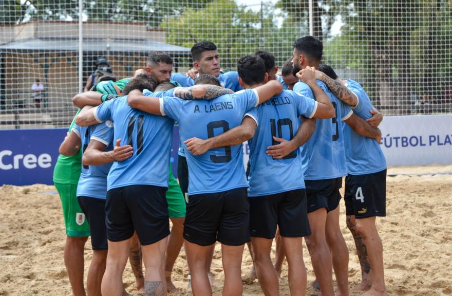 Fútbol playa: Uruguay 5to en Recife