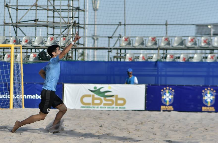Uruguay olímpico: ¡Derrota y por la recuperación en fútbol playa!
