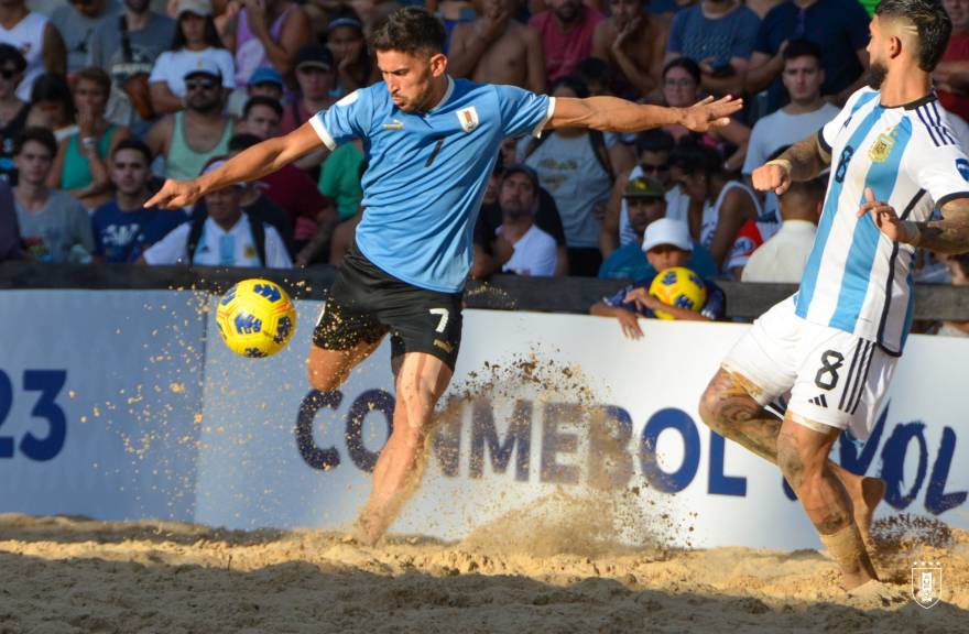Luis Quinta integra Selección uruguaya de Fútbol Playa que viajó a