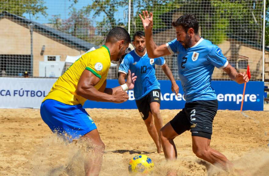 Fútbol Playa  Uruguay jugará dos amistosos ante China el 30/11 y