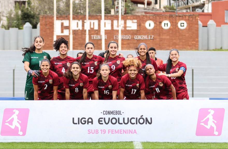 Comienza este domingo en Colonia la Liga Evolución Femenina Sub 19 - La  Colonia Digital