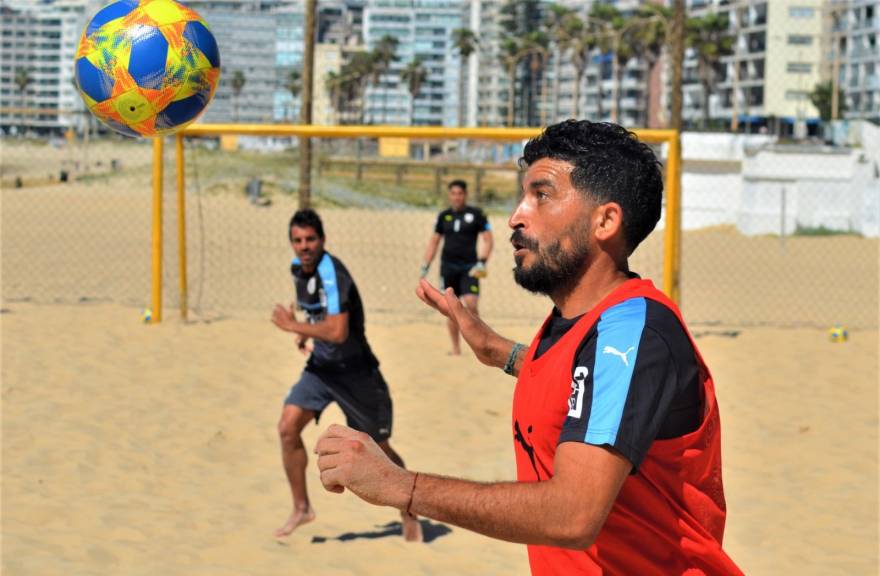 La selección de fútbol playa comenzó la preparación de las
