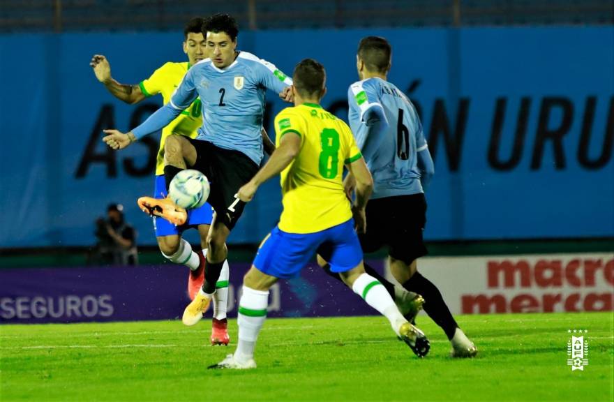 Uruguay y Brasil hoy en eliminatorias en Estadio Centenario - Prensa Latina