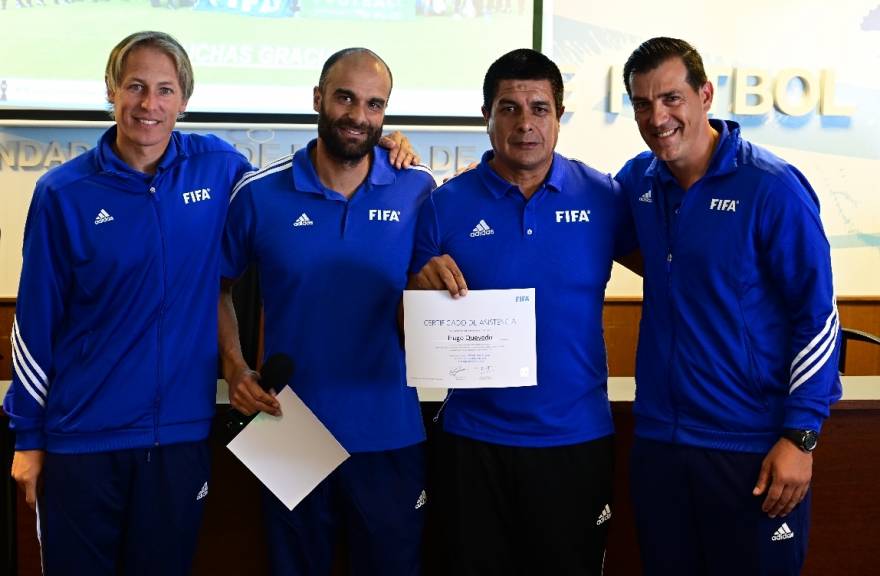 Curso de Entrenador de Fútbol Profesional