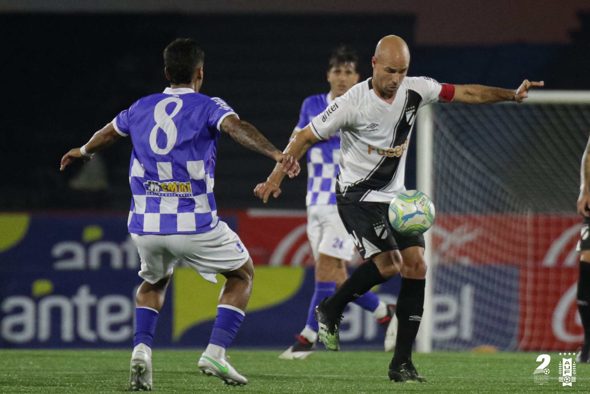 Se disputó la fecha 16 del campeonato de la Segunda División