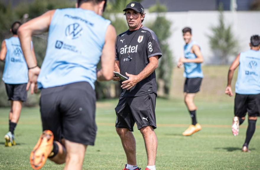 AUF - Selección Uruguaya de Fútbol - #Apertura2019, Hoy, con tres partidos  a las 15 y uno a las 16 h, se complementará la 15a fecha.