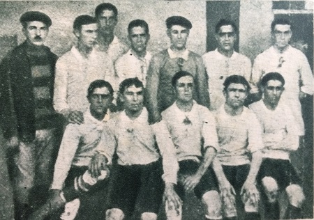 El fútbol uruguayo inició con la presencia en la cancha de los