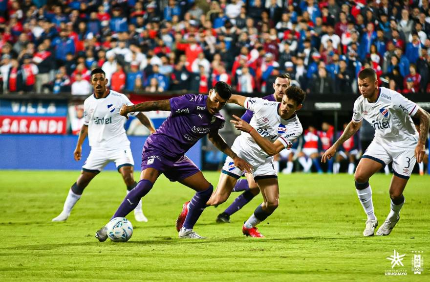 ATENCIÓN URUGUAY // Los 8 cruces del Torneo Clausura del fútbol uruguayo en  vivo por STAR+ - ESPN Press Room Latin America South