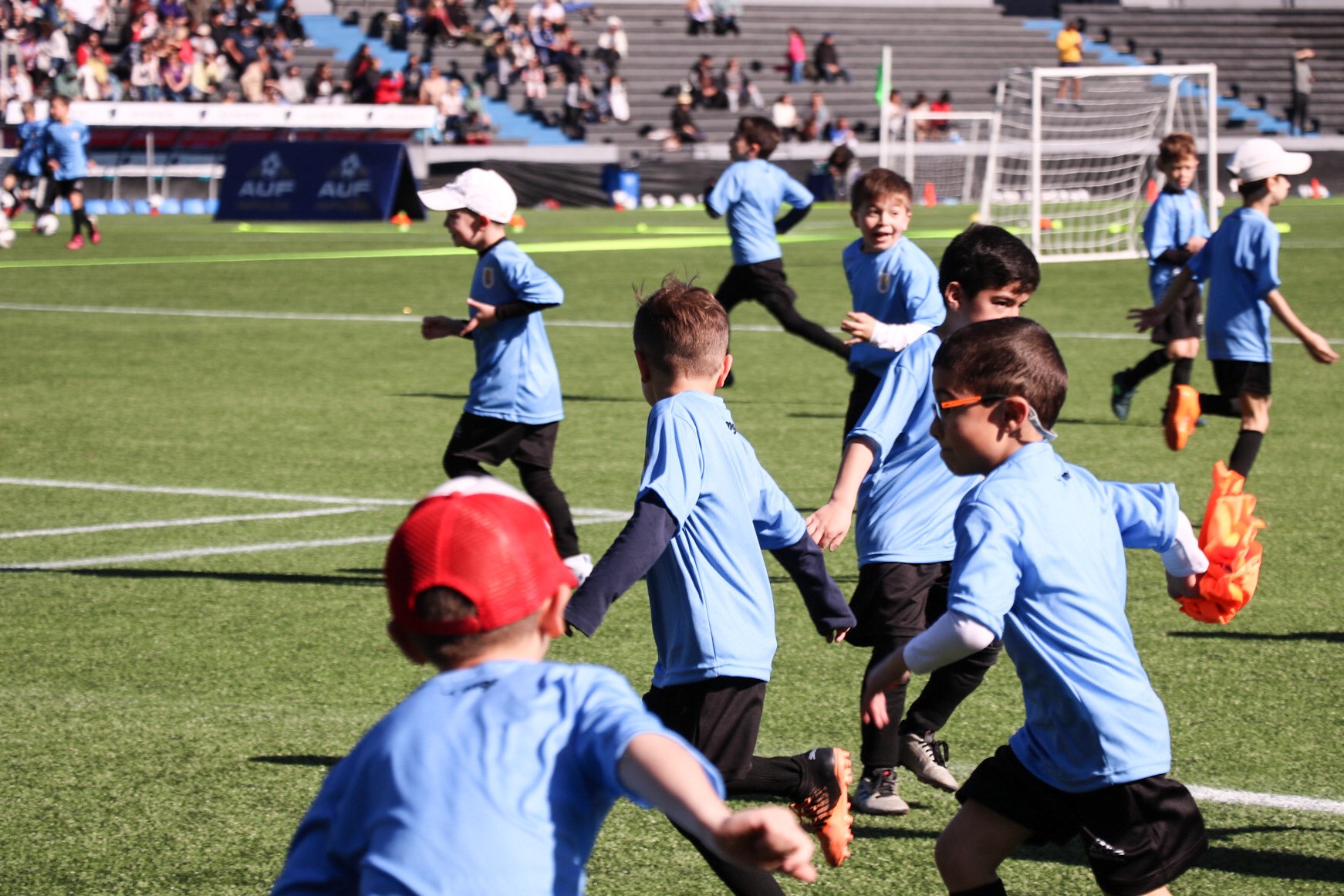 BabyFutbol  Estupenda performance de los younguense en la 19na Uruguay Cup  disputada en Paysandú